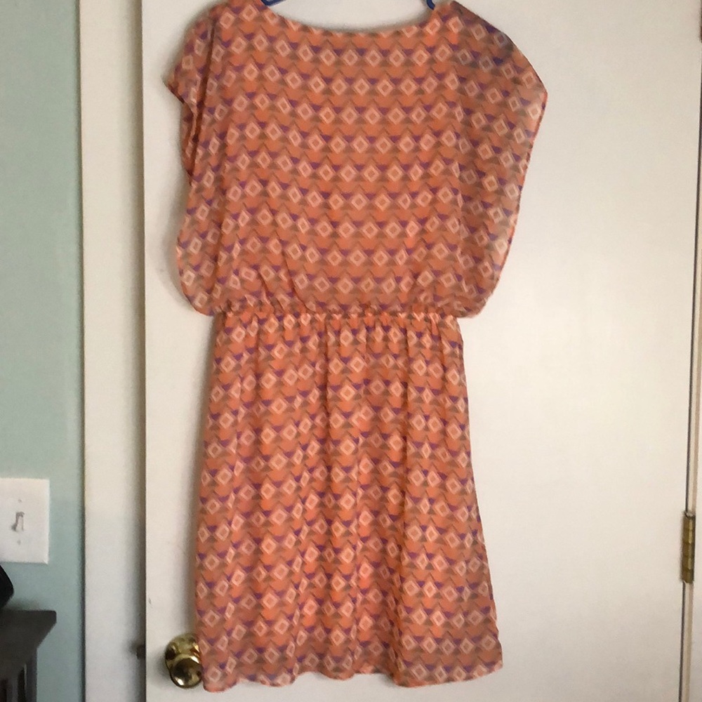 Pattern Dress - Picture 2 of 5